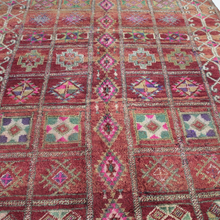 Load image into Gallery viewer, Vintage Moroccan Rug 195x315cm | Deep Jewel