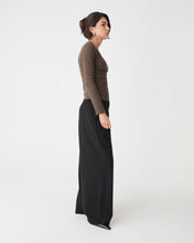 Load image into Gallery viewer, Devon Long Sleeve Rib Tee | Chocolate