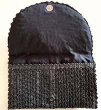 Load image into Gallery viewer, Natural Cottesloe Clutch | Black