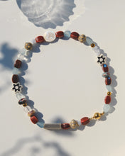 Load image into Gallery viewer, Asta Necklace