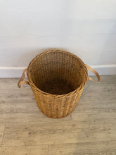 Load image into Gallery viewer, Lucas Hamper