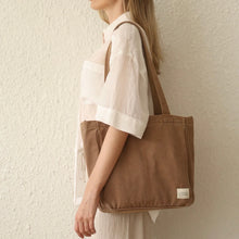 Load image into Gallery viewer, Midi Pocket Tote | Mocha