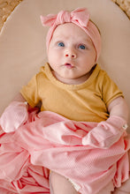 Load image into Gallery viewer, Bamboo Stretch Mittens | Various Colours