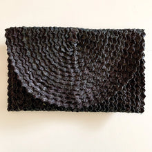 Load image into Gallery viewer, Natural Cottesloe Clutch | Black 
