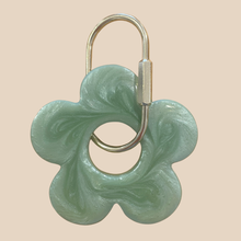 Load image into Gallery viewer, Handmade Daisy Keyring | Green