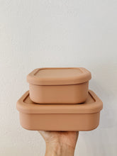 Load image into Gallery viewer, Silicone Square Sandwich Box | Dusty Pink