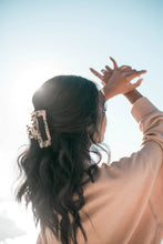 Load image into Gallery viewer, Lounge Clip Large | Tortoiseshell