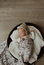 Load image into Gallery viewer, pop ya tot Little Gem Swaddle