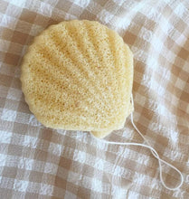 Load image into Gallery viewer, KONJAC facial Sponge | Tumeric