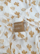Load image into Gallery viewer, bamboo cotton baby wrap desert cactus print 
