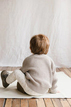 Load image into Gallery viewer, Leon Knitted Jumper - Lait Marle

