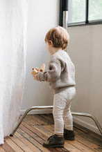 Load image into Gallery viewer, Leon Knitted Jumper - Lait Marle
