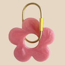 Load image into Gallery viewer, Handmade Daisy Keyring | Pink Swirl
