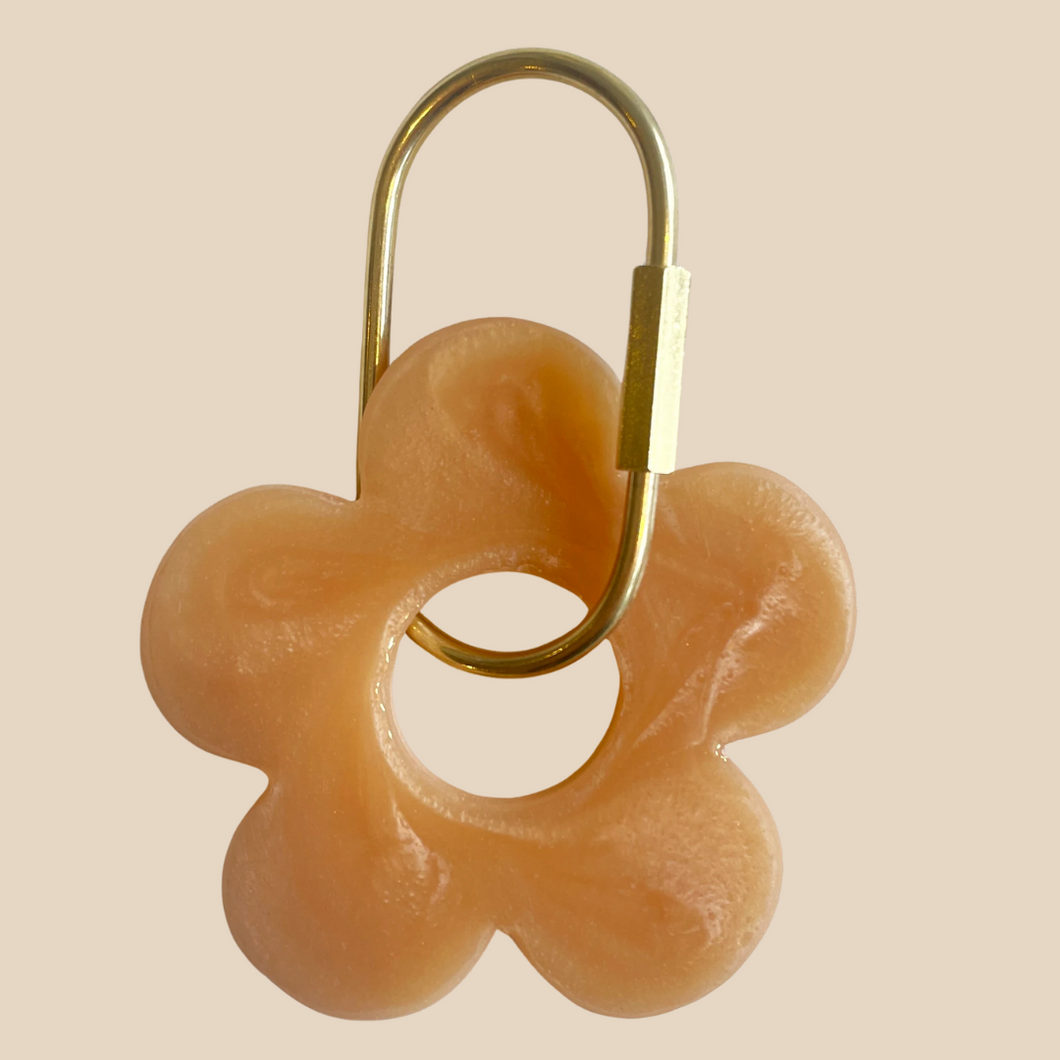 Handmade Daisy Keyring | Apricot Swirl