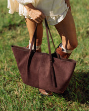 Load image into Gallery viewer, Sawyer Suedette Tote Bag | Chocolate
