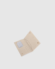 Load image into Gallery viewer, Venice Passport Holder | Saddle Malt
