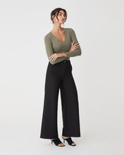 Load image into Gallery viewer, Vicky V-neck Knit | Olive Leaf
