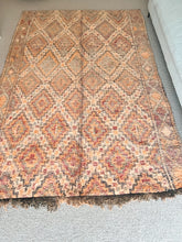 Load image into Gallery viewer, Vintage Moroccan Boujaad Rug | 260x 170cm
