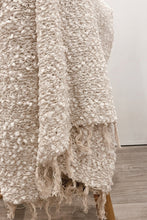 Load image into Gallery viewer, Burbuja Throw | Ivory
