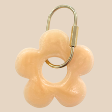 Load image into Gallery viewer, Handmade Daisy Keyring | Ivory
