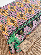 Load image into Gallery viewer, Vintage Indian Kantha Quilt - Reversable #1
