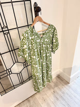 Load image into Gallery viewer, Shadow Floral Cotton Dress | Green
