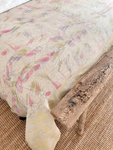 Load image into Gallery viewer, Vintage Indian Kantha Quilt - Reversable #6
