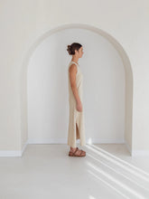 Load image into Gallery viewer, KNIT DRESS | LATTE (WOMEN&#39;S)
