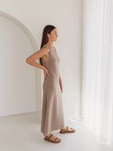 Load image into Gallery viewer, KNIT DRESS | MILO (WOMEN&#39;S)
