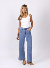 Load image into Gallery viewer, Hunter Jeans | Blue
