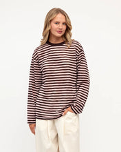 Load image into Gallery viewer, Maddie Long Sleeve Tee – Chocolate/Pink
