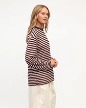 Load image into Gallery viewer, Maddie Long Sleeve Tee – Chocolate/Pink
