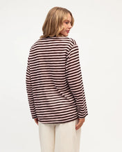 Load image into Gallery viewer, Maddie Long Sleeve Tee – Chocolate/Pink
