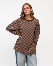 Load image into Gallery viewer, Maddie Long Sleeve Tee – Chocolate/Pink
