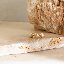 Load image into Gallery viewer, Alwin Triple Pearl Ring
