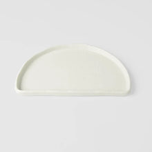 Load image into Gallery viewer, Half Moon Plate 21cm | Ivory White Glaze
