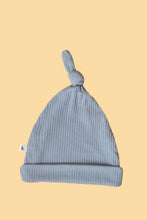 Load image into Gallery viewer, Bamboo Stretch Beanie | Cloud
