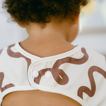 Load image into Gallery viewer, Smock Bib | Mocha
