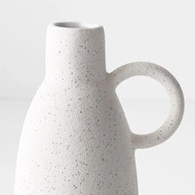 Load image into Gallery viewer, Pilu Vase | Long White
