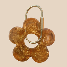 Load image into Gallery viewer, Handmade Daisy Keyring | Bronze
