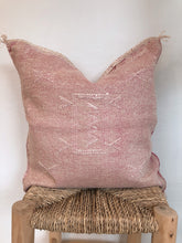 Load image into Gallery viewer, Moroccan Cactus Silk Cushion 50X50 | Soft Pink Rectangle
