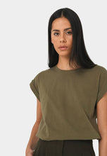 Load image into Gallery viewer, Baylee Basic Tee | Khaki
