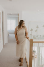 Load image into Gallery viewer, KNIT DRESS | LATTE (WOMEN&#39;S)
