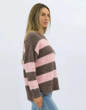 Load image into Gallery viewer, Worthier Mika Knit Jumper - Chocolate/Pink
