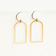 Load image into Gallery viewer, Arches Earring | White
