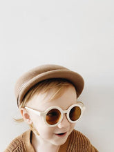 Load image into Gallery viewer, sustainable-sunglasses-kids
