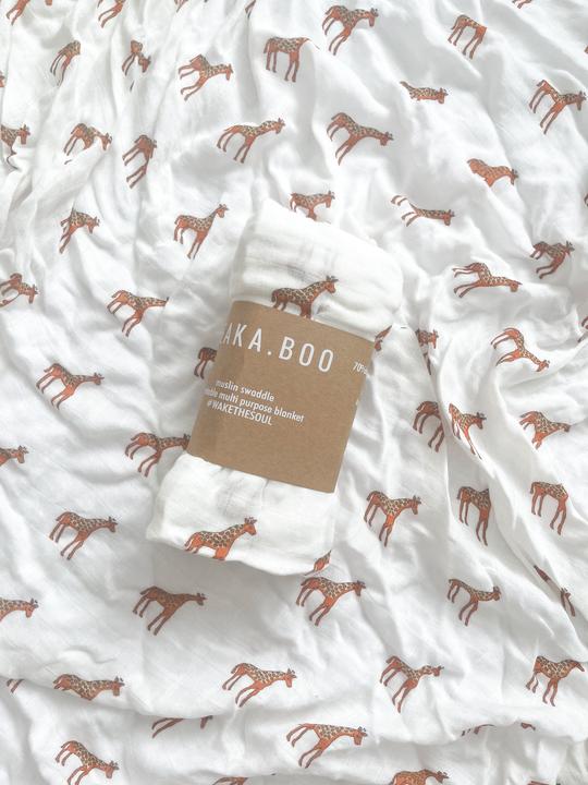 cotton/bamboo muslin swaddle giraffe print